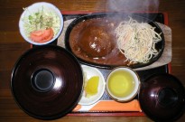 ハンバーグ定食