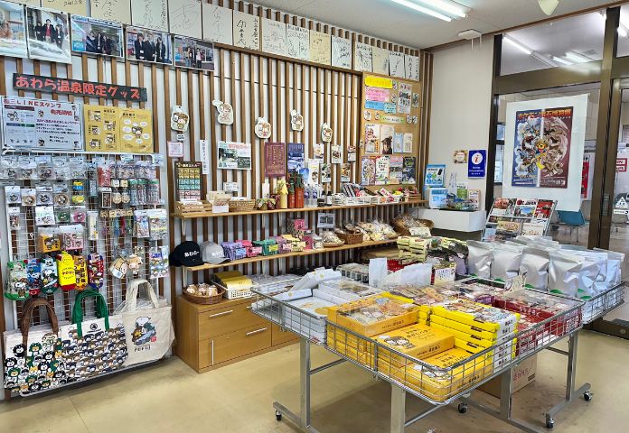 湯巡権三グッズなどあわら市内のお土産（あわら湯のまち駅）