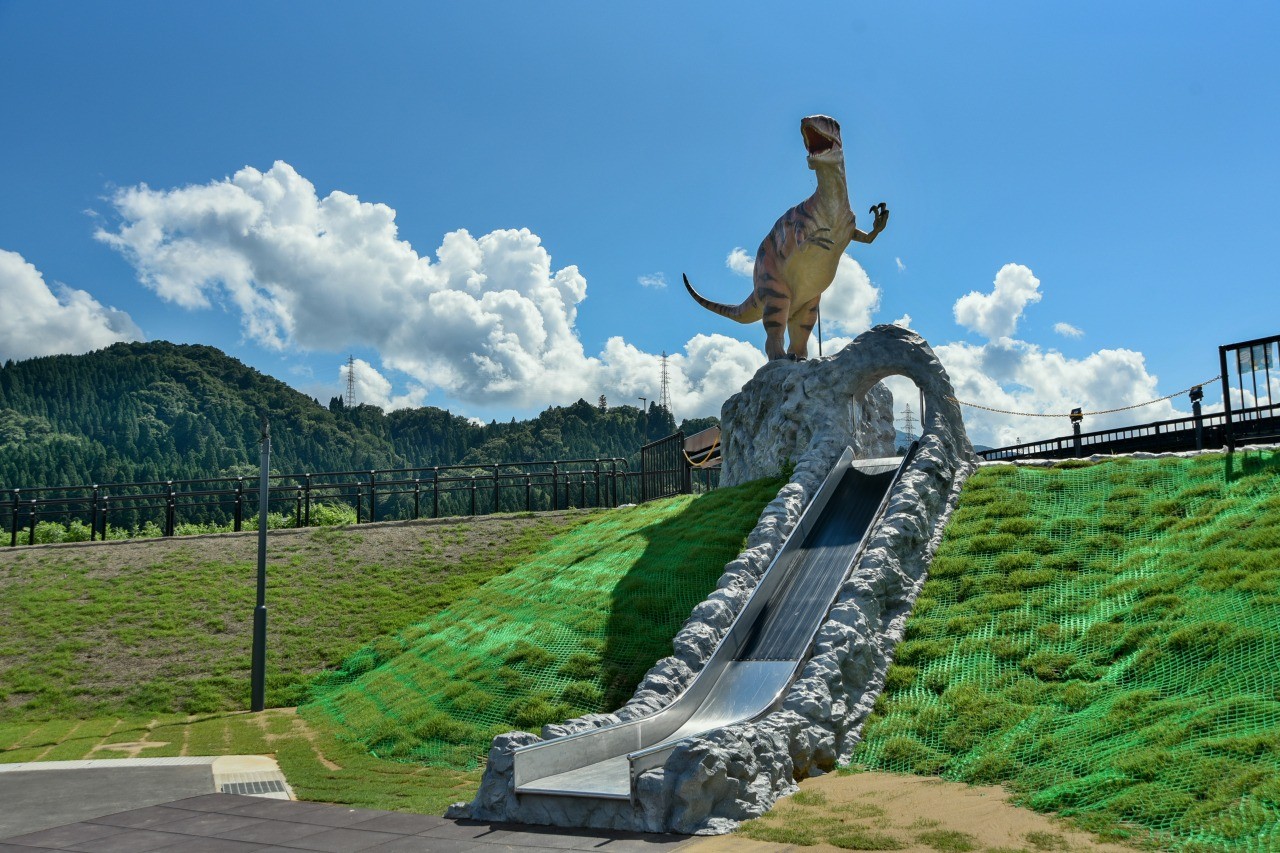道の駅　恐竜渓谷かつやま