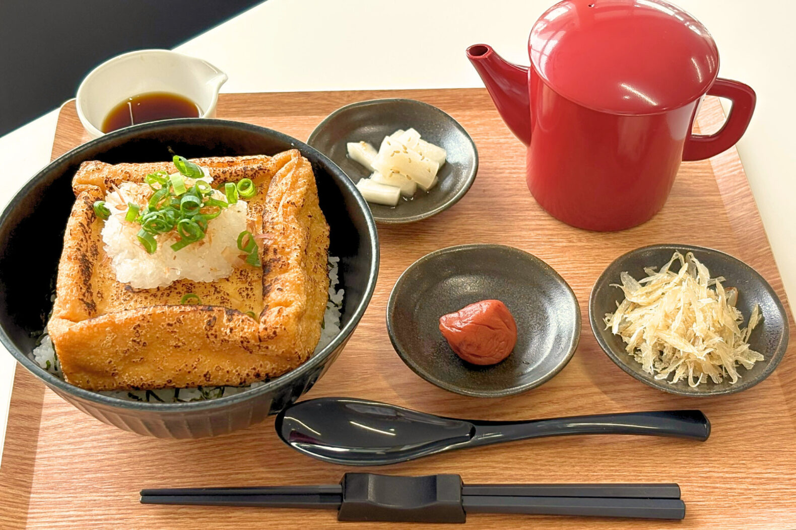 まちの食堂 みどごはん
